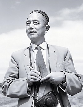 杨朔